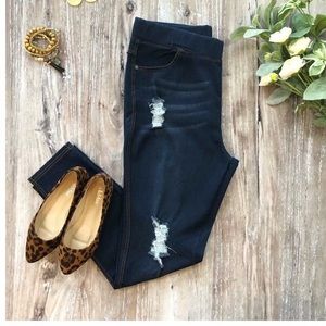 Stretchy jeggings XXL fits roughly size 14